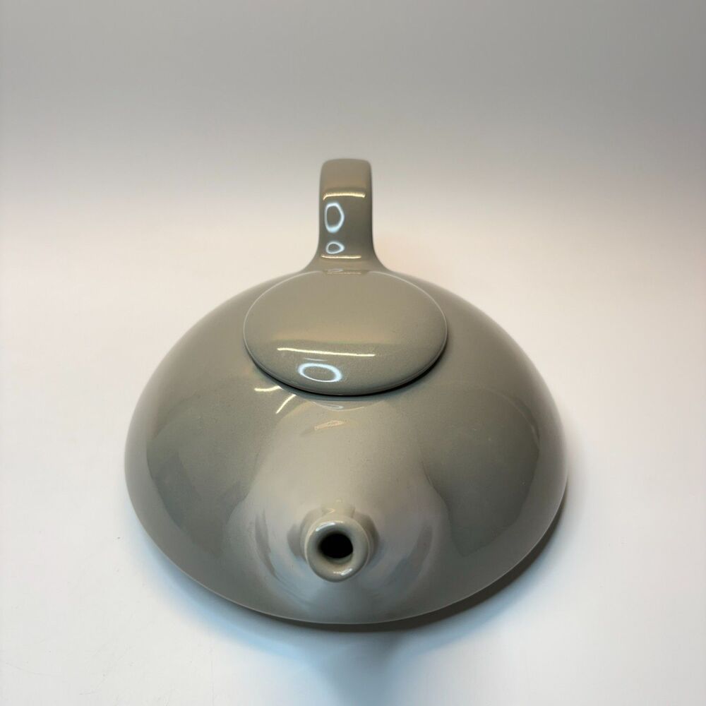 CLAUDIA SHURIDE Designer Gray Teapot Post Modern Minimalist Toscany Collection - Picture 2 of 7